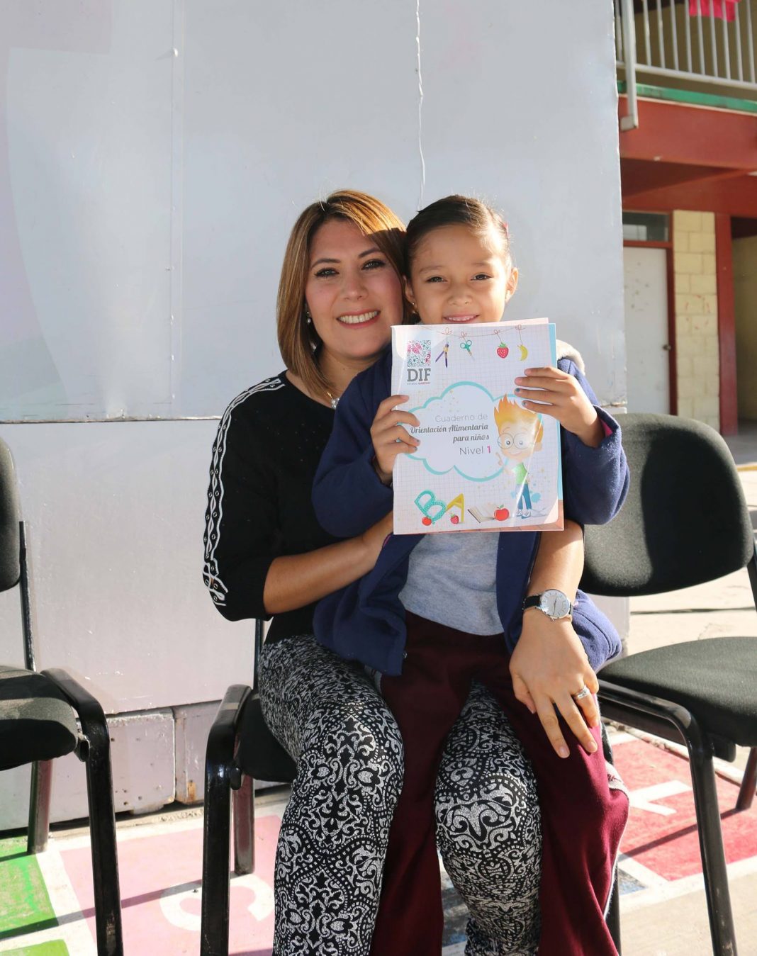 INICIA DIF SAN JUAN DEL RÍO CAMPAÑA DE ORIENTACIÓN ALIMENTARIA INICIA DIF SAN JUAN DEL RÍO CAMPAÑA DE ORIENTACIÓN ALIMENTARIA