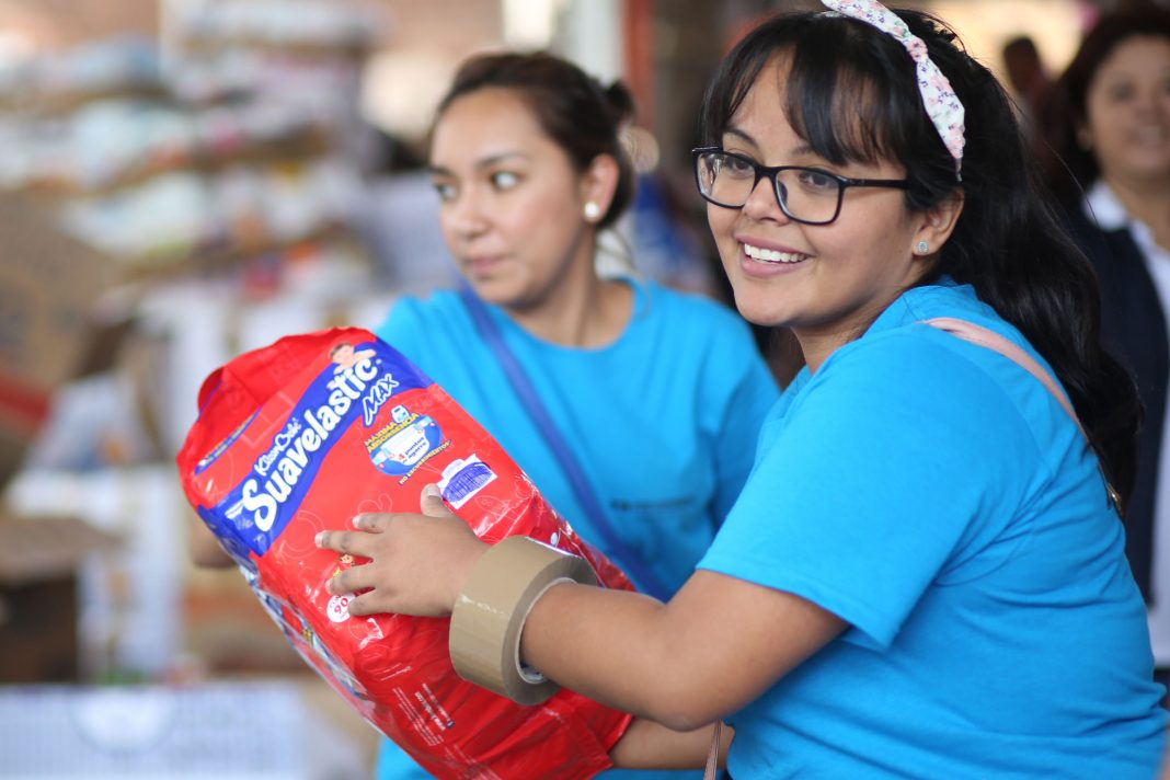 DIF Estatal/ 2O Toneladas más de Apoyo a Damnificados DIF Estatal/ 2O Toneladas más de Apoyo a Damnificados