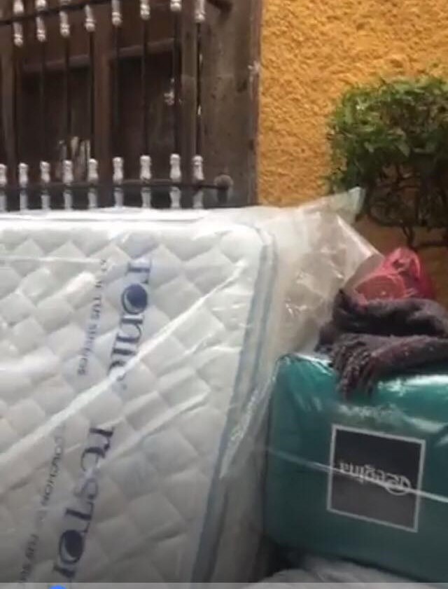 En Vivo La OEM apoya a voceadores afectados por el agua en San Juan Del Río En Vivo La OEM apoya a voceadores afectados por el agua en San Juan Del Río