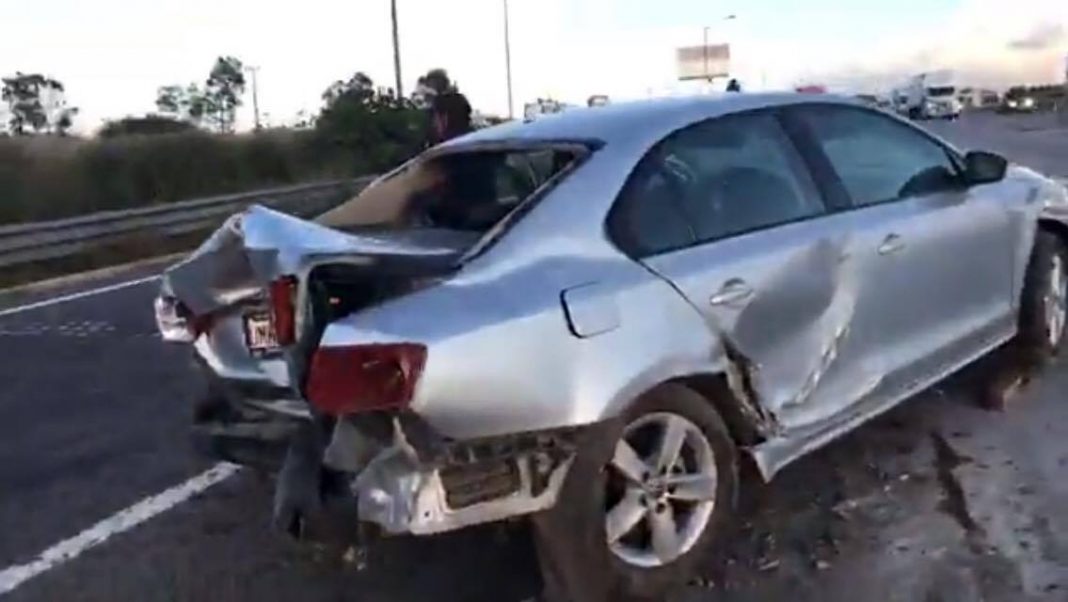 En Vivo “Fuerte accidente en la 57, en la salida a av.central” En Vivo “Fuerte accidente en la 57, en la salida a av.central”