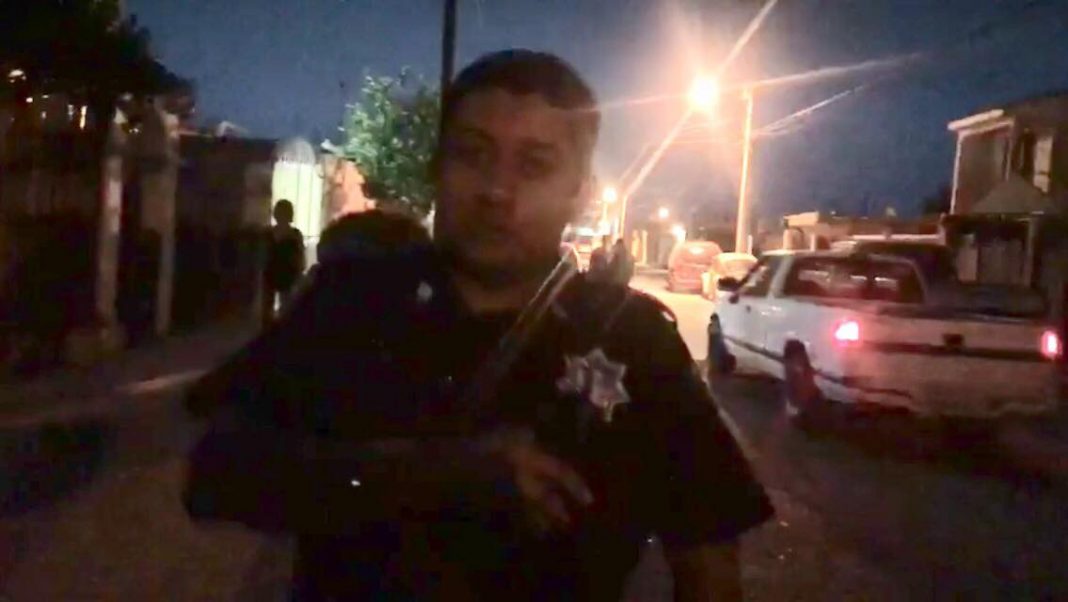 Policía salva a niña de 3 años, tras incendiarse su casa Policía salva a niña de 3 años, tras incendiarse su casa