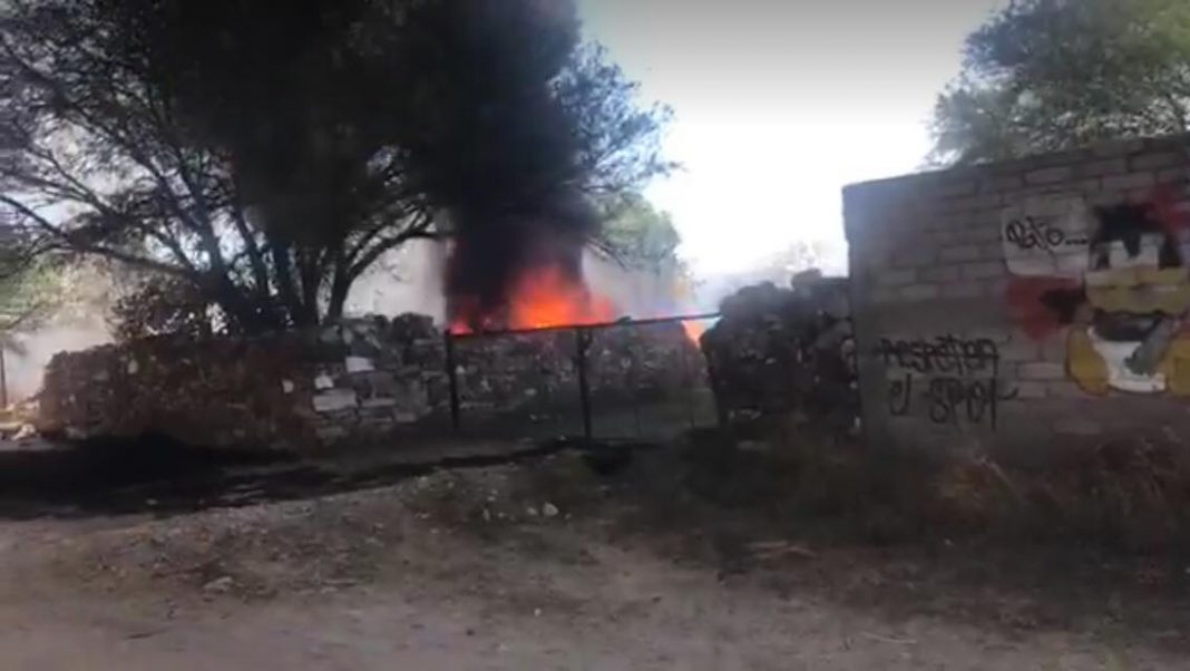 Fuerte Incendio en Santa Cruz Nieto Fuerte Incendio en Santa Cruz Nieto