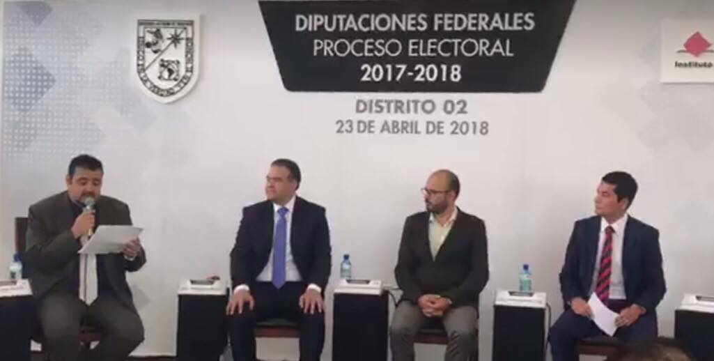 En Vivo debate por la diputación al II distrito Toño Macías (PRI) Esaú Magallanes (PAN) y Jorge Luis Montes Nieves (MORENA) En Vivo debate por la diputación al II distrito Toño Macías (PRI) Esaú Magallanes (PAN) y Jorge Luis Montes Nieves (MORENA)
