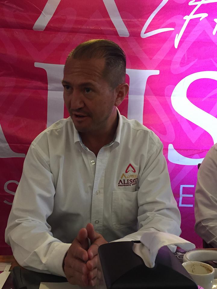 Alfredo Aliseda candidato independiente a la presidencia de Tequisquiapan Alfredo Aliseda candidato independiente a la presidencia de Tequisquiapan