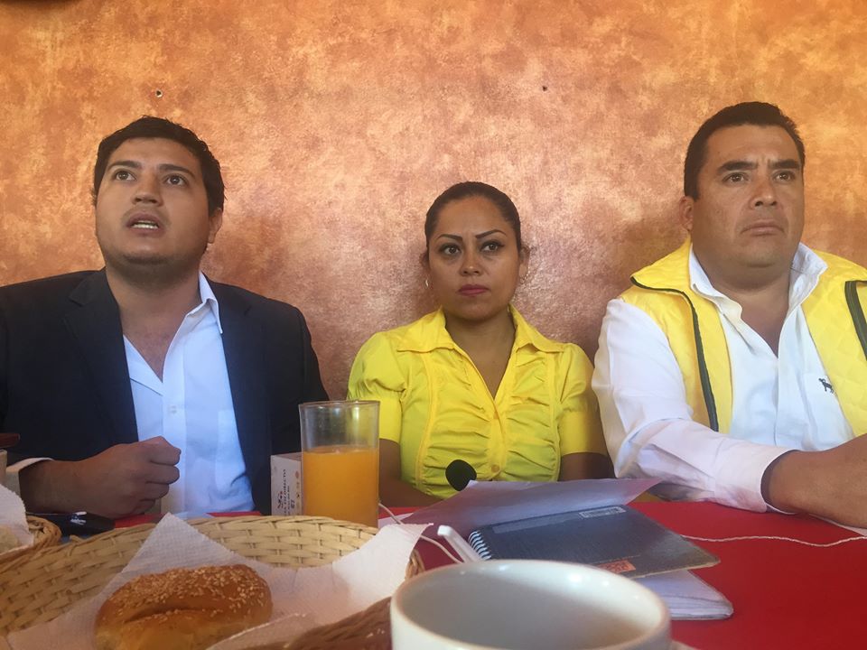 EN RUEDA DE PRENSA DEL PRD, AGRIPINO TORRES QUIERE CONDONAR EL PREDIAL A LAS PERSONAS DE LA TERCERA EDAD. EN RUEDA DE PRENSA DEL PRD, AGRIPINO TORRES QUIERE CONDONAR EL PREDIAL A LAS PERSONAS DE LA TERCERA EDAD.