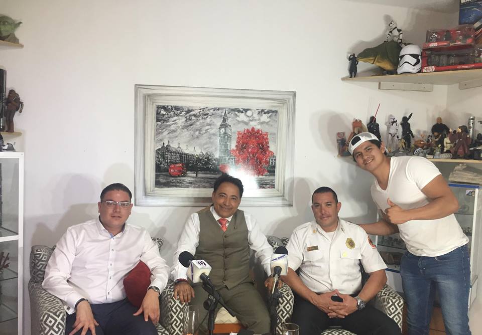 EN ENTREVISTA “CONTACTO DIRECTO” JOSE LUIS AGUILERA RICO SECRETARIO DEL TRABAJO Y FERNANDO VAZQUEZ DEL CUERPO DE BOMBEROS. EN ENTREVISTA “CONTACTO DIRECTO” JOSE LUIS AGUILERA RICO SECRETARIO DEL TRABAJO Y FERNANDO VAZQUEZ DEL CUERPO DE BOMBEROS.