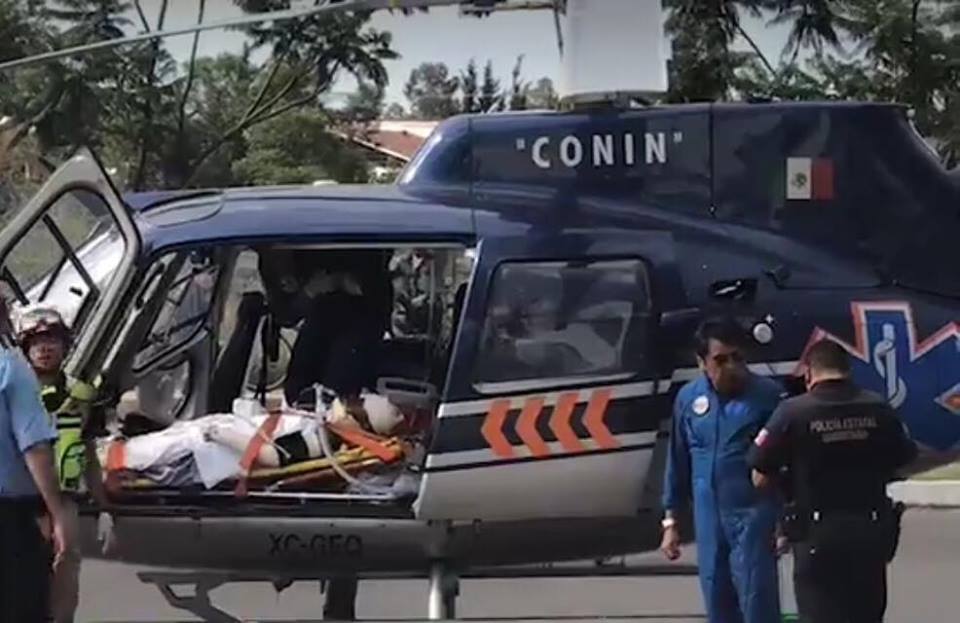 TLASLADAN A MENOR CON QUEMADURAS EN EL 90% DE SU CUERPO EN HELICOPTERO TRAS EXPLOSIÓN DE TOMA CLANDESTINA TLASLADAN A MENOR CON QUEMADURAS EN EL 90% DE SU CUERPO EN HELICOPTERO TRAS EXPLOSIÓN DE TOMA CLANDESTINA