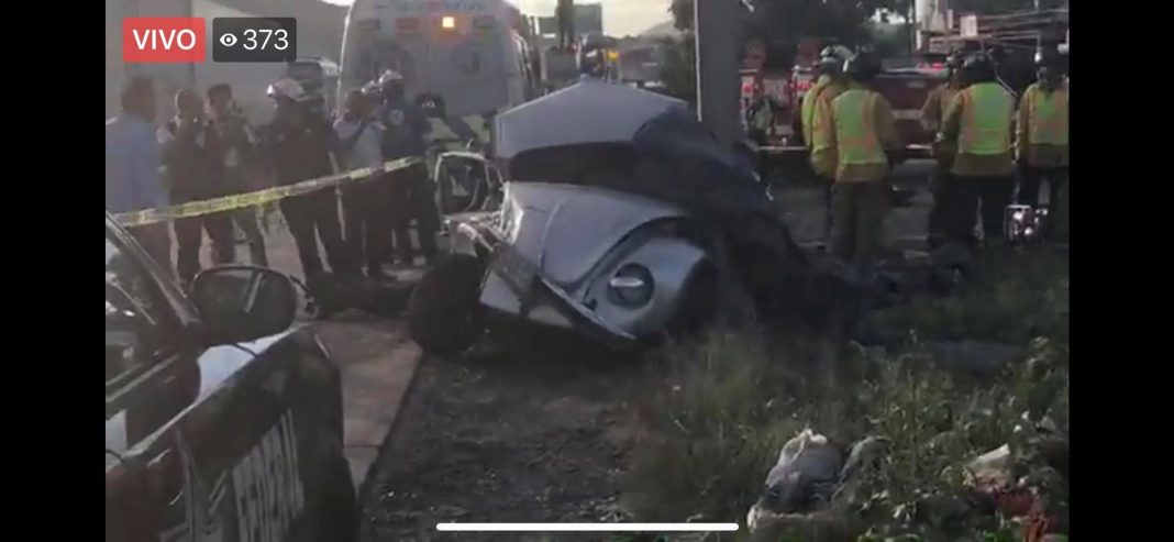 Fatal accidente en la 57, 1 trailer 7 vehiculos 1 persona pierde la vida. Fatal accidente en la 57, 1 trailer 7 vehiculos 1 persona pierde la vida.