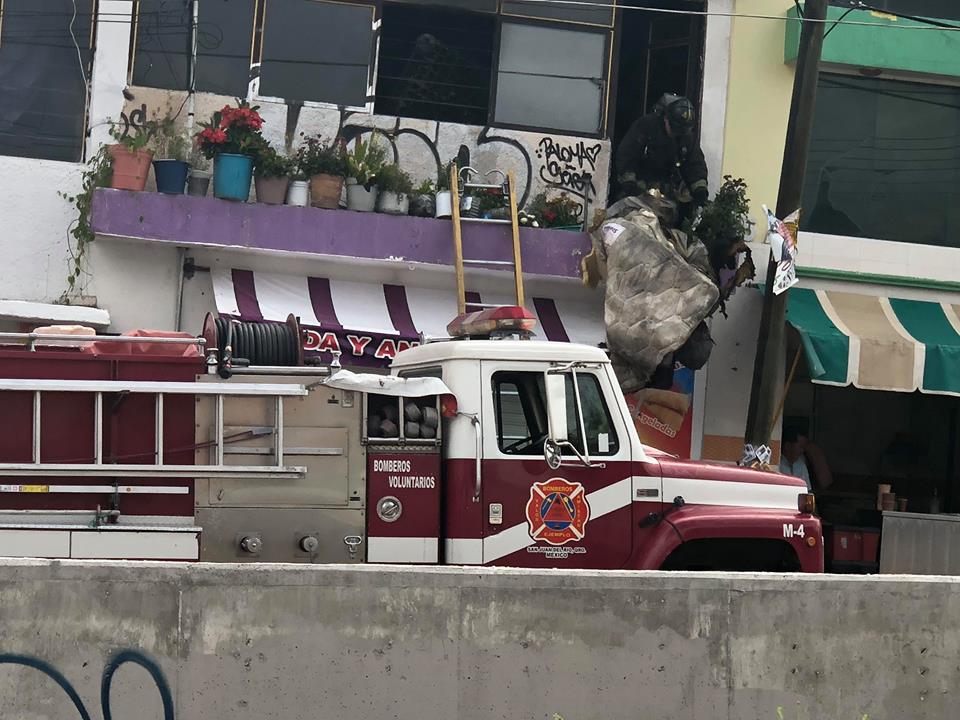 Se quema casa habitación en la Col. México Se quema casa habitación en la Col. México