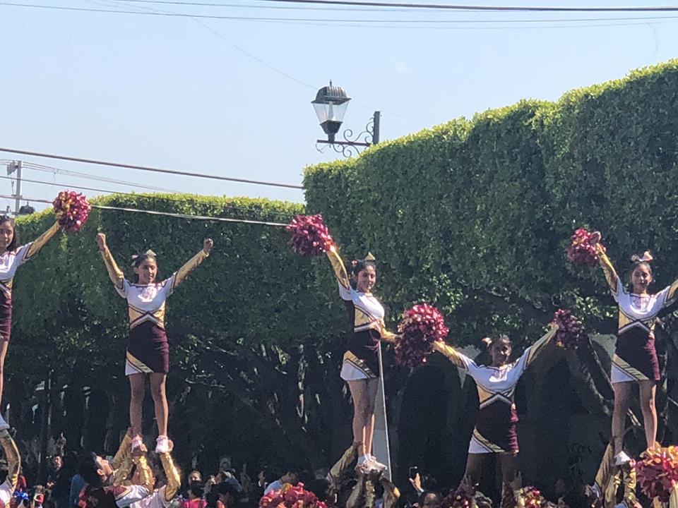 FAMILIAS SANJUANENSES DISFRUTAN DEL DESFILE CONMEMORATIVO AL CVIII ANIVERSARIO DE LA REVOLUCIÓN MEXICANA FAMILIAS SANJUANENSES DISFRUTAN DEL DESFILE CONMEMORATIVO AL CVIII ANIVERSARIO DE LA REVOLUCIÓN MEXICANA