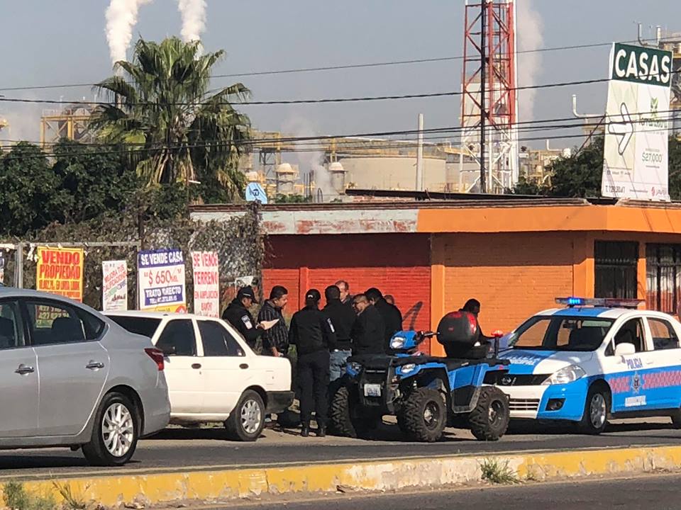 REPORTAN RIÑA EN AVE.CONSTITUYENTES REPORTAN RIÑA EN AVE.CONSTITUYENTES