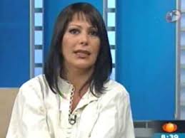 Alejandra Guzmán muestra con orgullo las cicatrices de la cirugía Alejandra Guzmán muestra con orgullo las cicatrices de la cirugía