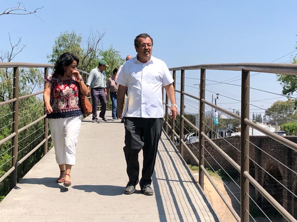 Gilberto Herrera Delegado Federal de programas de asistencia social, llega al puente de la historia Gilberto Herrera Delegado Federal de programas de asistencia social, llega al puente de la historia