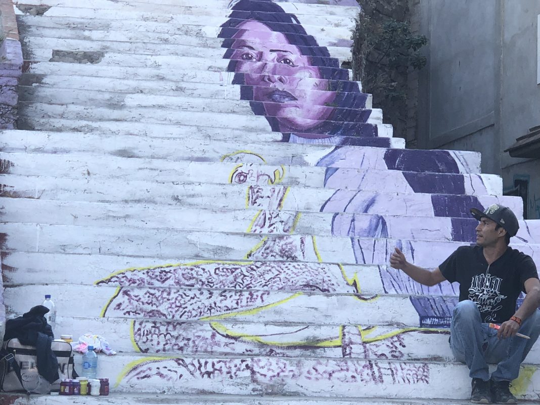 Ruta mural, desde museo de la muerte al barrio de la cruz, platicamos con Rafa Anaya Ruta mural, desde museo de la muerte al barrio de la cruz, platicamos con Rafa Anaya