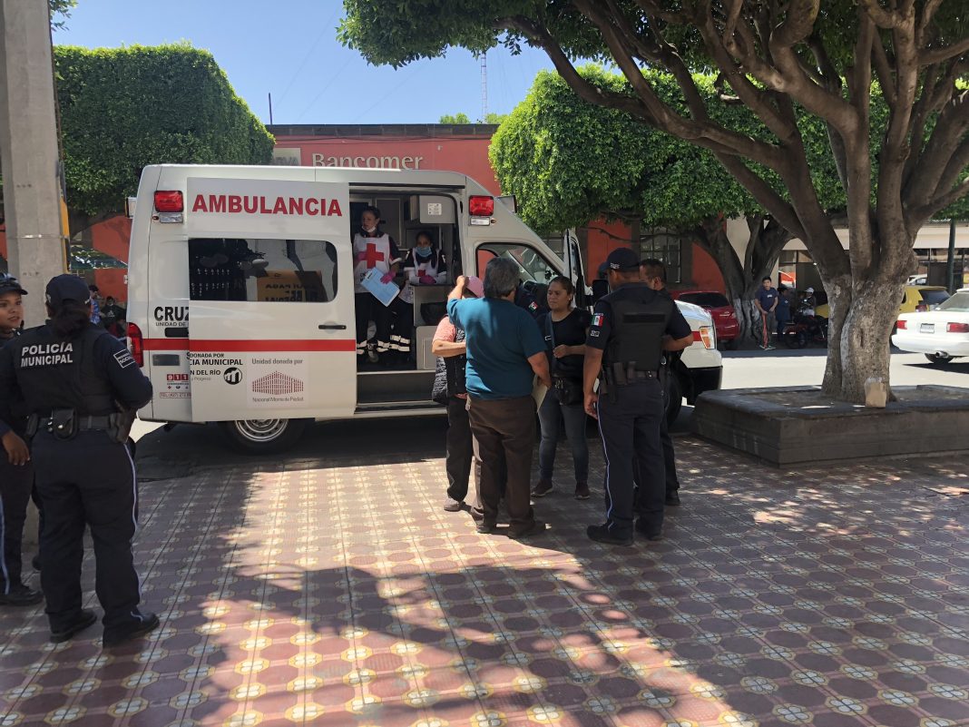 Atropellan a niña de 2 años frente a Bancomer Atropellan a niña de 2 años frente a Bancomer