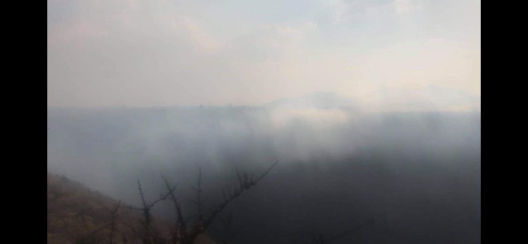 Fuerte Incendio en Cuadrilla de Enmedio, denuncian a jóvenes que lo provocaron. Fuerte Incendio en Cuadrilla de Enmedio, denuncian a jóvenes que lo provocaron.