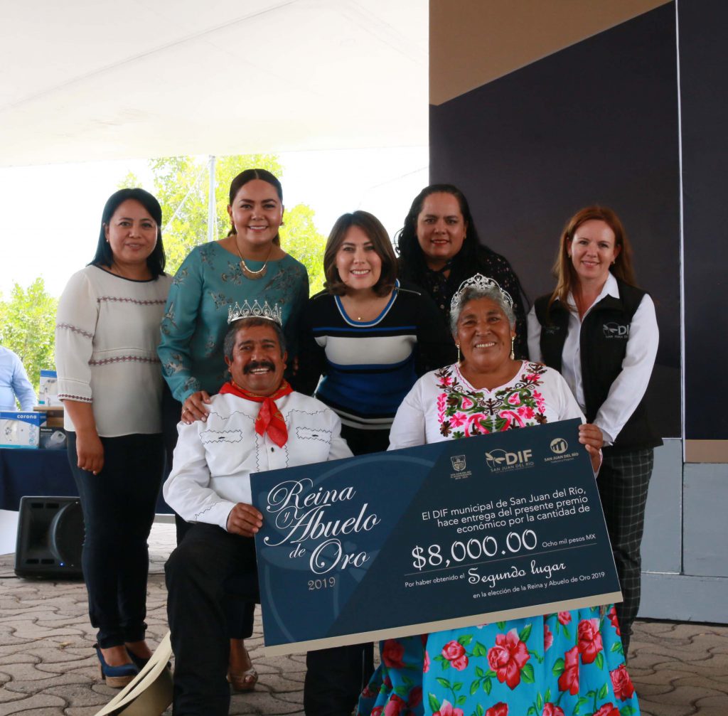 DIF Municipal de San Juan del Río elige a la #Reina y #Abuelo de Oro ...