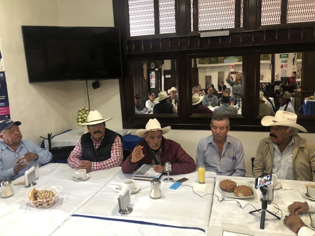 Campesinos Queretanos alzan la voz ante la falta del apoyo a este sector Campesinos Queretanos alzan la voz ante la falta del apoyo a este sector