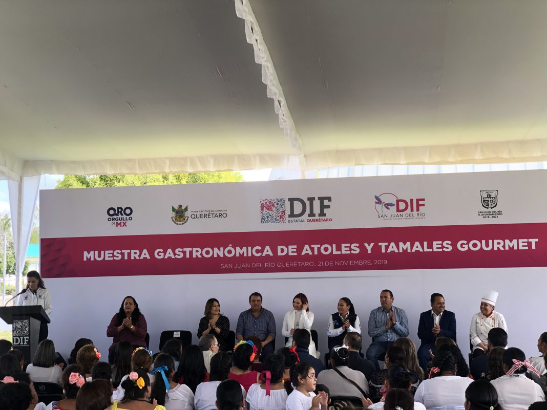 Muestra gastronómica de atoles y tamales Gourmet en el DIF Muestra gastronómica de atoles y tamales Gourmet en el DIF