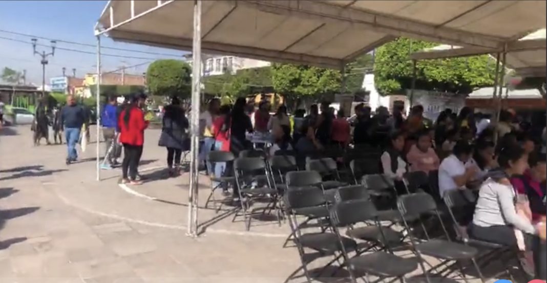 Feria de salud reproductiva en el jardín de la familia Feria de salud reproductiva en el jardín de la familia