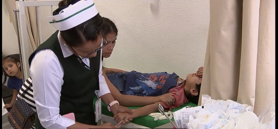 Para mejorar la salud en México es necesario preparar profesionales. Para mejorar la salud en México es necesario preparar profesionales.