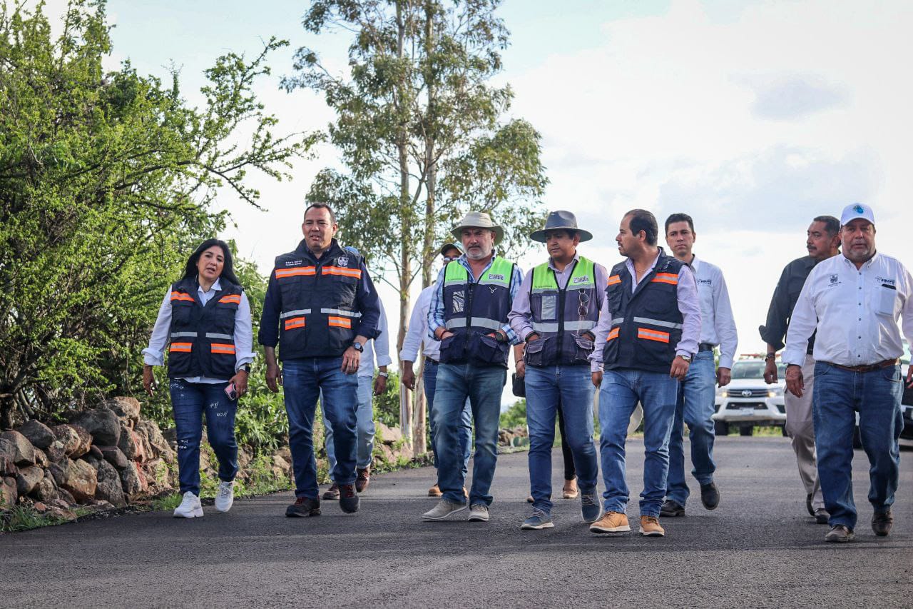 Supervisa Roberto Cabrera rehabilitación del camino de acceso a ...