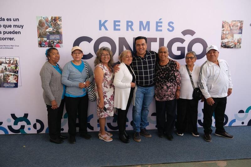 Festeja SEDESOQ a las personas adultas mayores con una gran Kermés