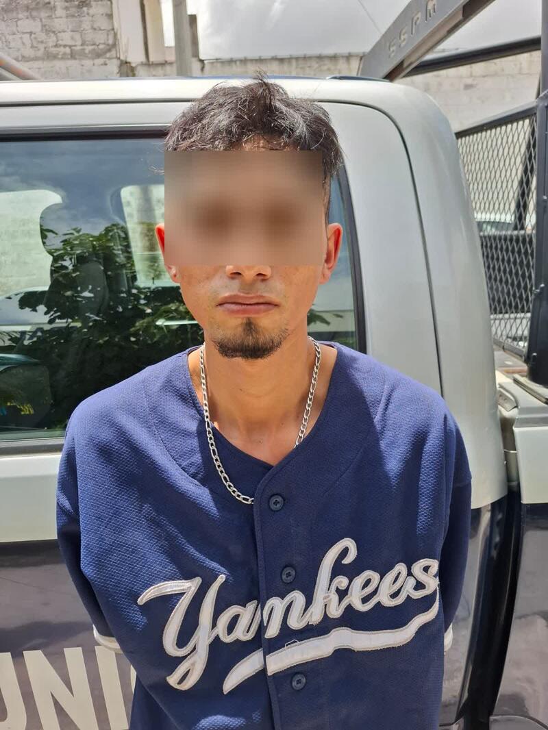 Elementos de la SSPM-SJR detienen a una persona por delitos contra la salud