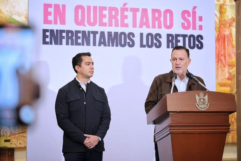 Presentan Felifer Macías y Mauricio Kuri apoyos integrales para familias afectadas por lluvias en Querétaro Presentan Felifer Macías y Mauricio Kuri apoyos integrales para familias afectadas por lluvias en Querétaro