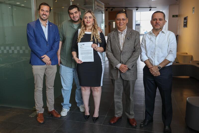 Impulsa la diputada Perla Flores iniciativa para garantizar estacionamiento preferencial a personas con discapacidad intelectual y de desarrollo Borrador automático