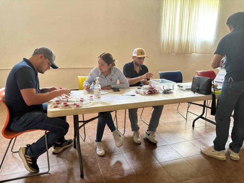 Capacita Secretaría de Salud a manejadores de alimentos de Jalpan de Serra Borrador automático