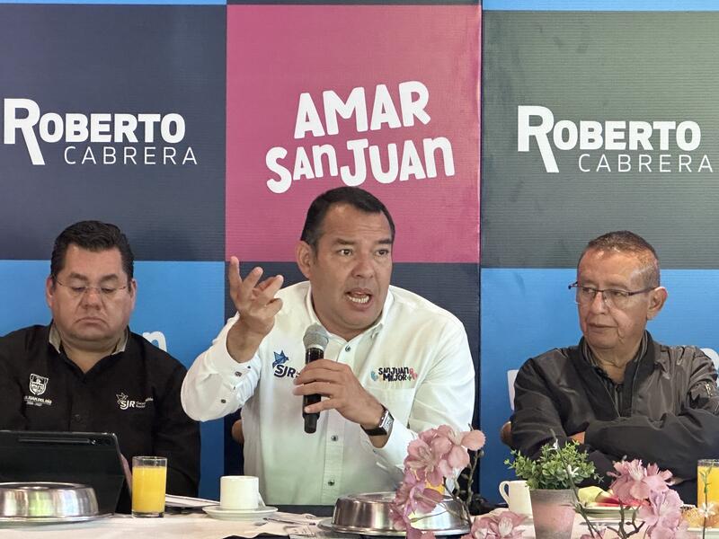 Roberto Cabrera inicia actividades por su Cuarto Informe de Gobierno