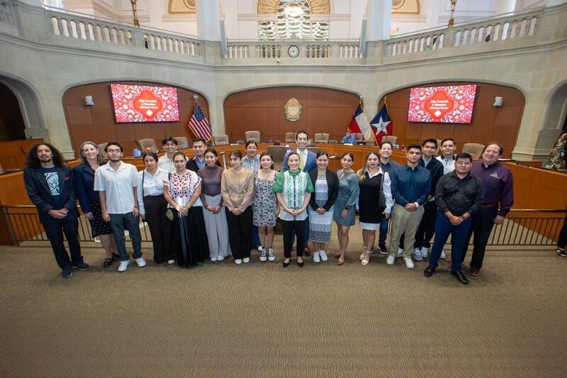 Fortalecen estudiantes de la UPSRJ conocimientos en el Alamo College Borrador automático