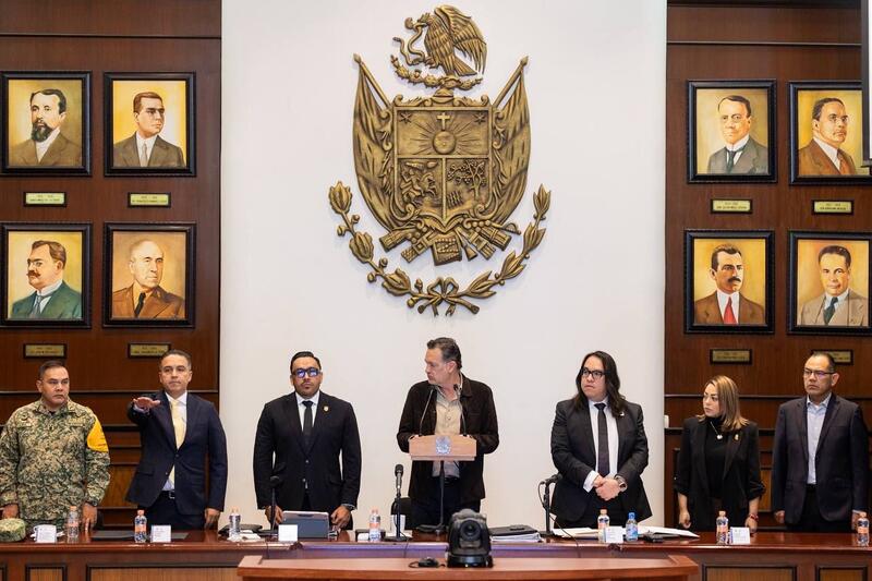 Participa Felifer Macías en la Novena Sesión del Consejo Estatal de Seguridad Borrador automático