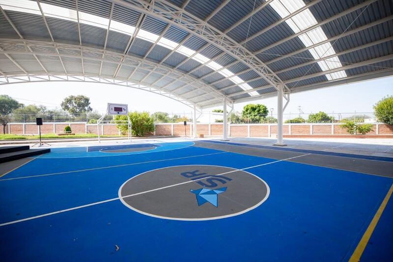 Roberto Cabrera entrega techumbre en primaria de La Floresta con más de 2.7 mdp de inversión Borrador automático