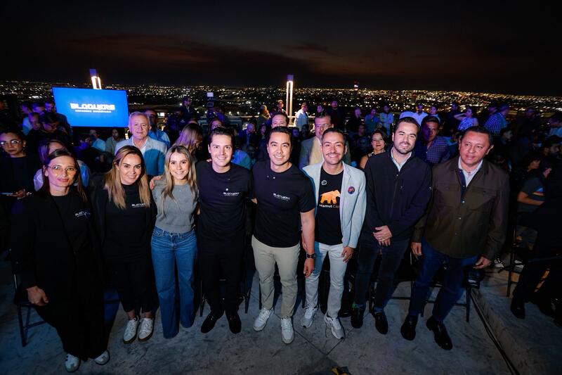 Presenta Felifer Macías marca Bloquers Presenta Felifer Macías marca Bloquers