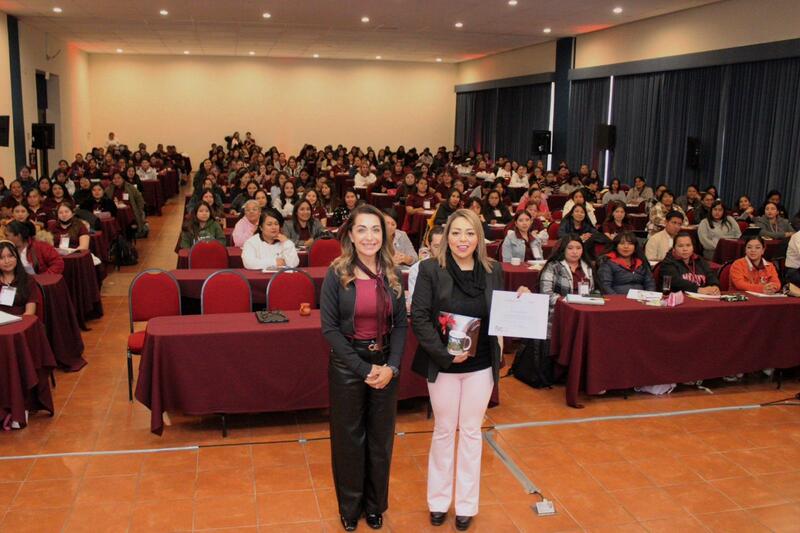 Diputada presidenta Ginna Guzmán impulsa más capacitaciones para educadoras y educadores de Conafe Querétaro en temas de discapacidad, autismo e inclusión Borrador automático