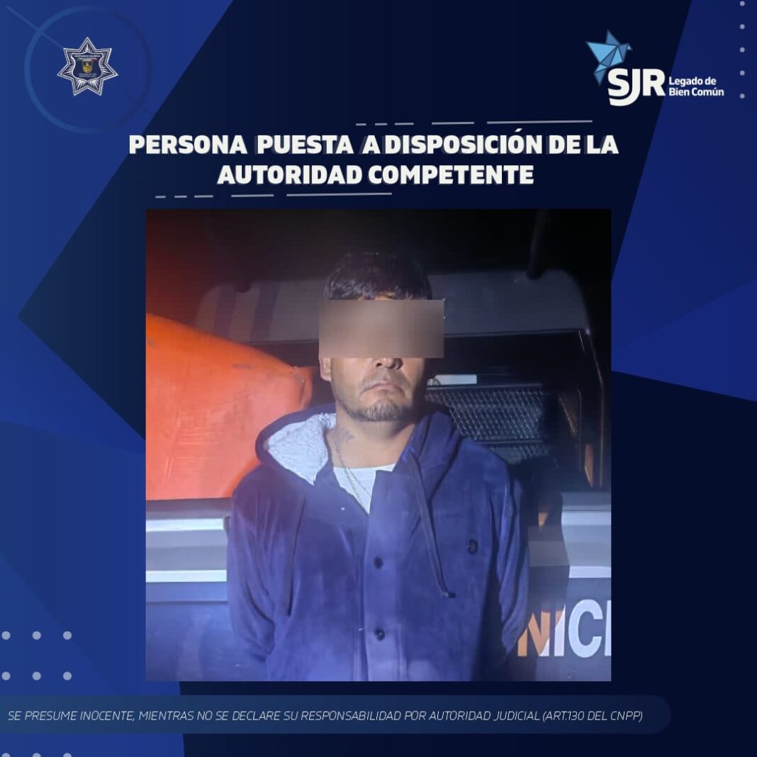 Elementos de la SSPM-SJR aseguran vehículo con hidrocarburo y detienen a masculino. Elementos de la SSPM-SJR aseguran vehículo con hidrocarburo y detienen a masculino.