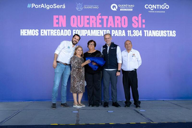 Mauricio Cárdenas y Marco del Prete entregan apoyos para comerciantes Borrador automático