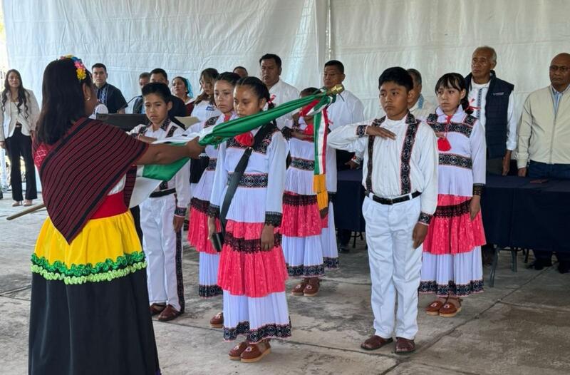 Fortalece USEBEQ preservación de lengua Hñöhñö con encuentro pedagógico Borrador automático