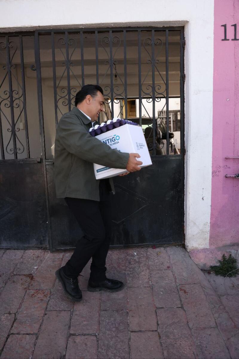 SEDESOQ refuerza apoyos alimentarios y atención directa en El Marqués SEDESOQ refuerza apoyos alimentarios y atención directa en El Marqués