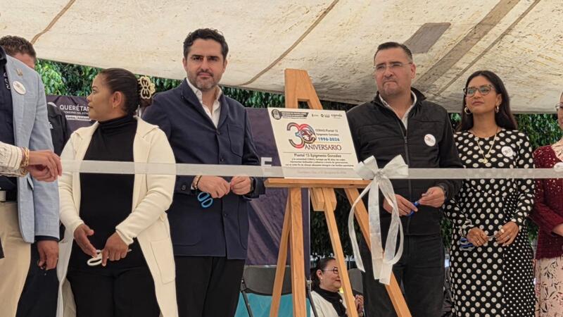 Reconocen apoyo de Agustín Dorantes durante aniversario del COBAQ 13 Borrador automático