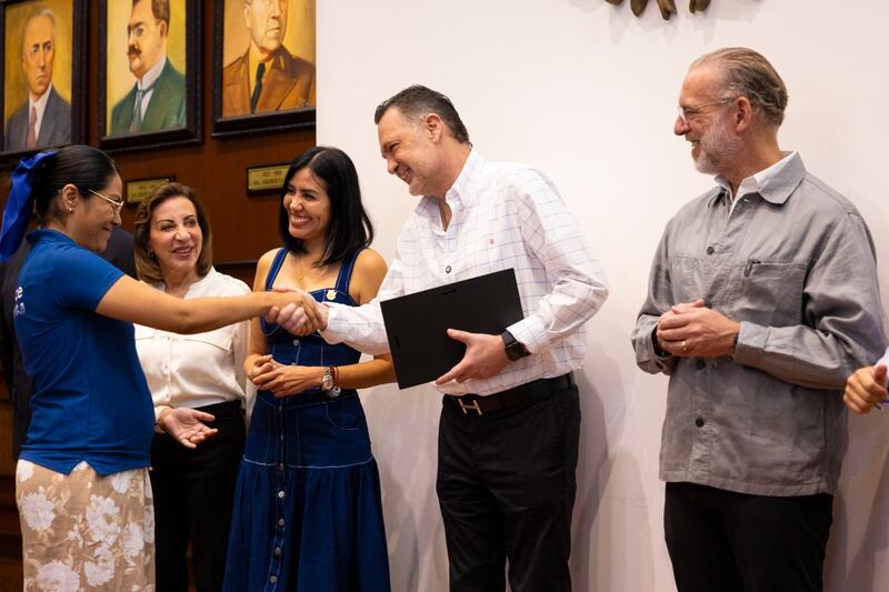 Mauricio Kuri reconoce a 20 empresas por impulsar la inclusión laboral con el distintivo “Talento sin Barreras” Borrador automático