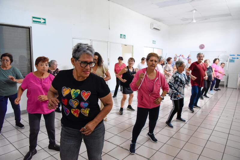 DIF Corregidora fortalece el bienestar de las personas adultas mayores con talleres y atención integral Borrador automático