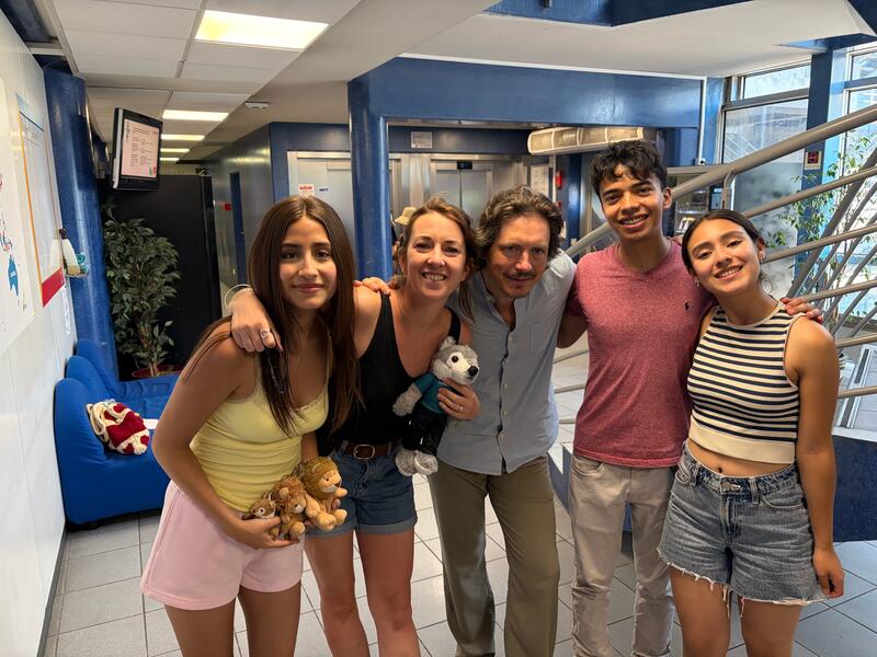 Estudiantes de la UT San Juan fortalecen su formación en nanotecnología durante estancia en Francia Borrador automático