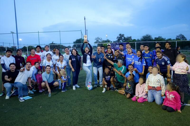 Sonia Rocha clausura torneo de futbol en Colón y promueve la convivencia comunitaria Borrador automático