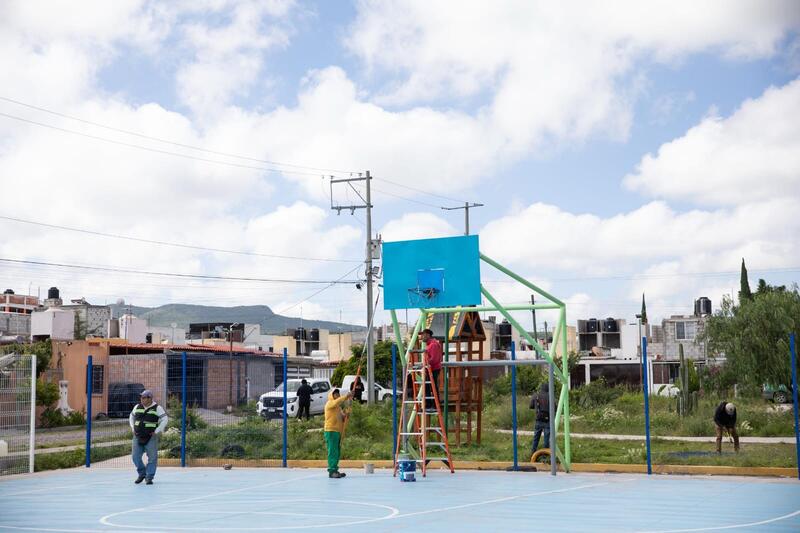 Rehabilitan Parque Valle Dorado I con jornada integral de servicios públicos en San Juan del Río Borrador automático