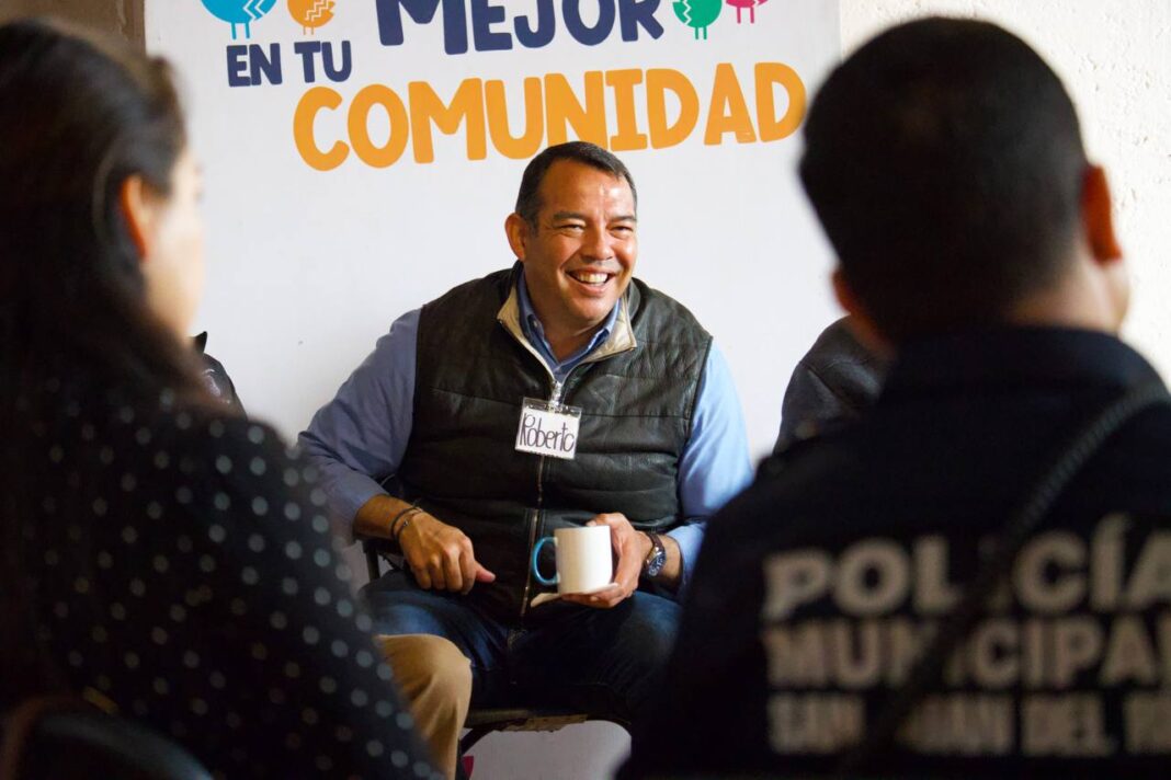 Gobierno de San Juan del Río lleva servicios y atención ciudadana a San Pedro Ahuacatlán Borrador automático