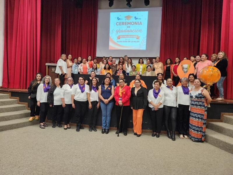 Secretaría de la Mujer entrega cerca de 80 constancias a participantes de programas del primer semestre de 2026 Borrador automático