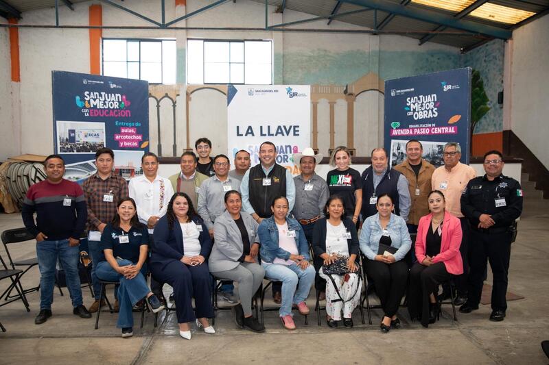 Gobierno Municipal lleva jornada “Miércoles en La Llave” con más de 140 atenciones ciudadanas Gobierno Municipal lleva jornada “Miércoles en La Llave” con más de 140 atenciones ciudadanas